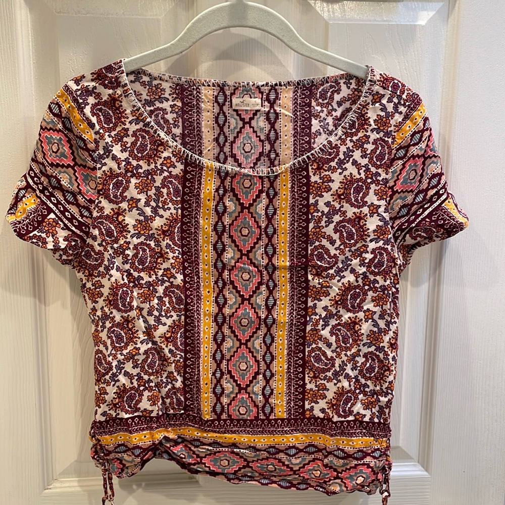 Women’s print Hollister top, size small